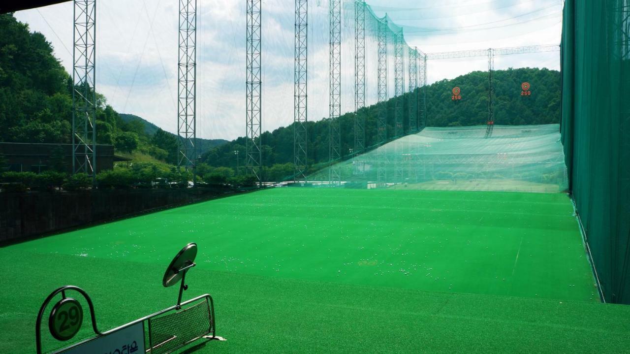Bears Town Hotel Pocheon Exterior photo